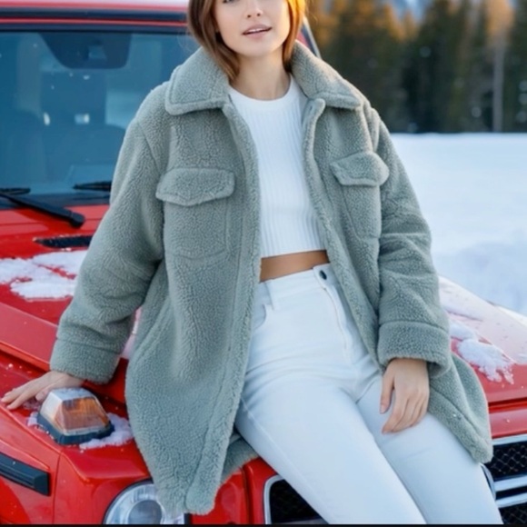 UGG Jackets & Blazers - UGG Women’s Frankie Uggfluff shirt jacket/shacket retail $228|